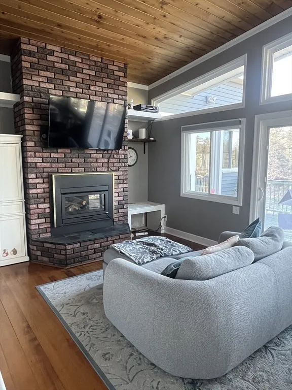 21 Spruce Dr, Ashburnham