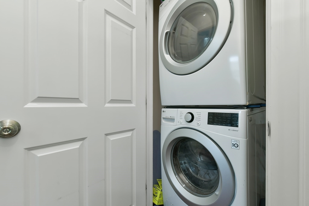 530-532 E 6th St, South Boston