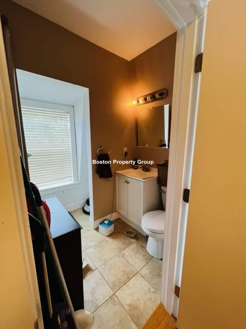 9 Rice St, Brookline