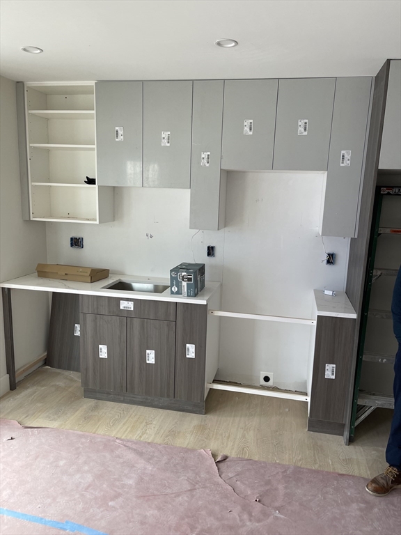 78 Gates St, South Boston