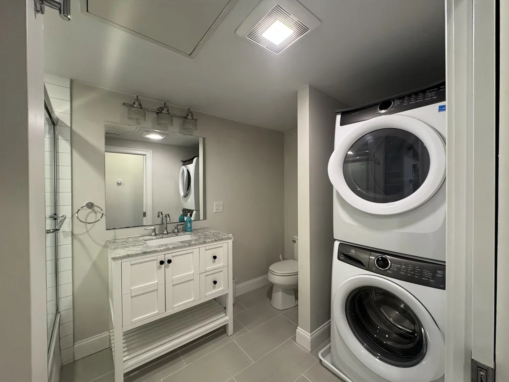 249 Lexington St, Eagle Hill