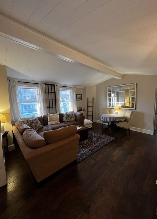 33 Lothrop St, Beverly