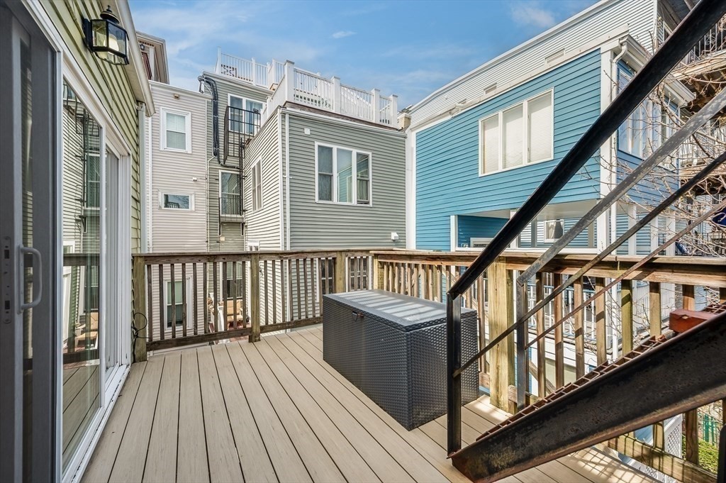 402 East 7th St, South Boston