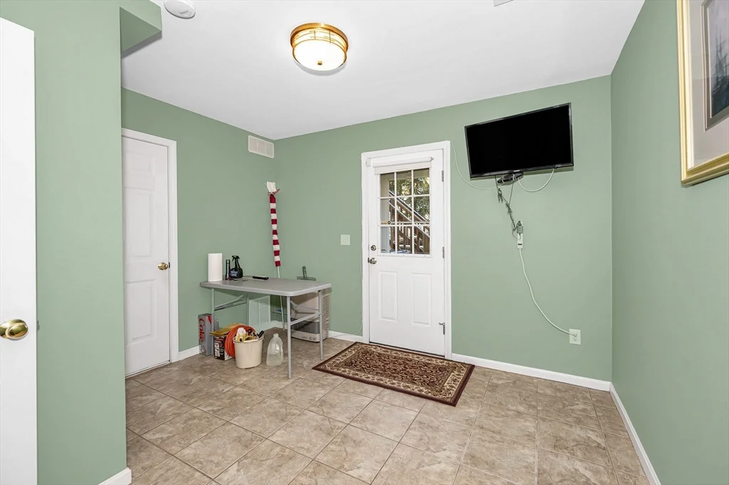 262 Littleton Rd, Chelmsford