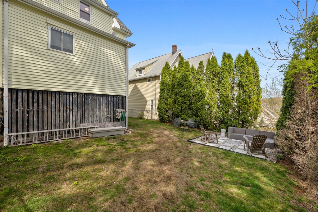 18 Horace St, Malden