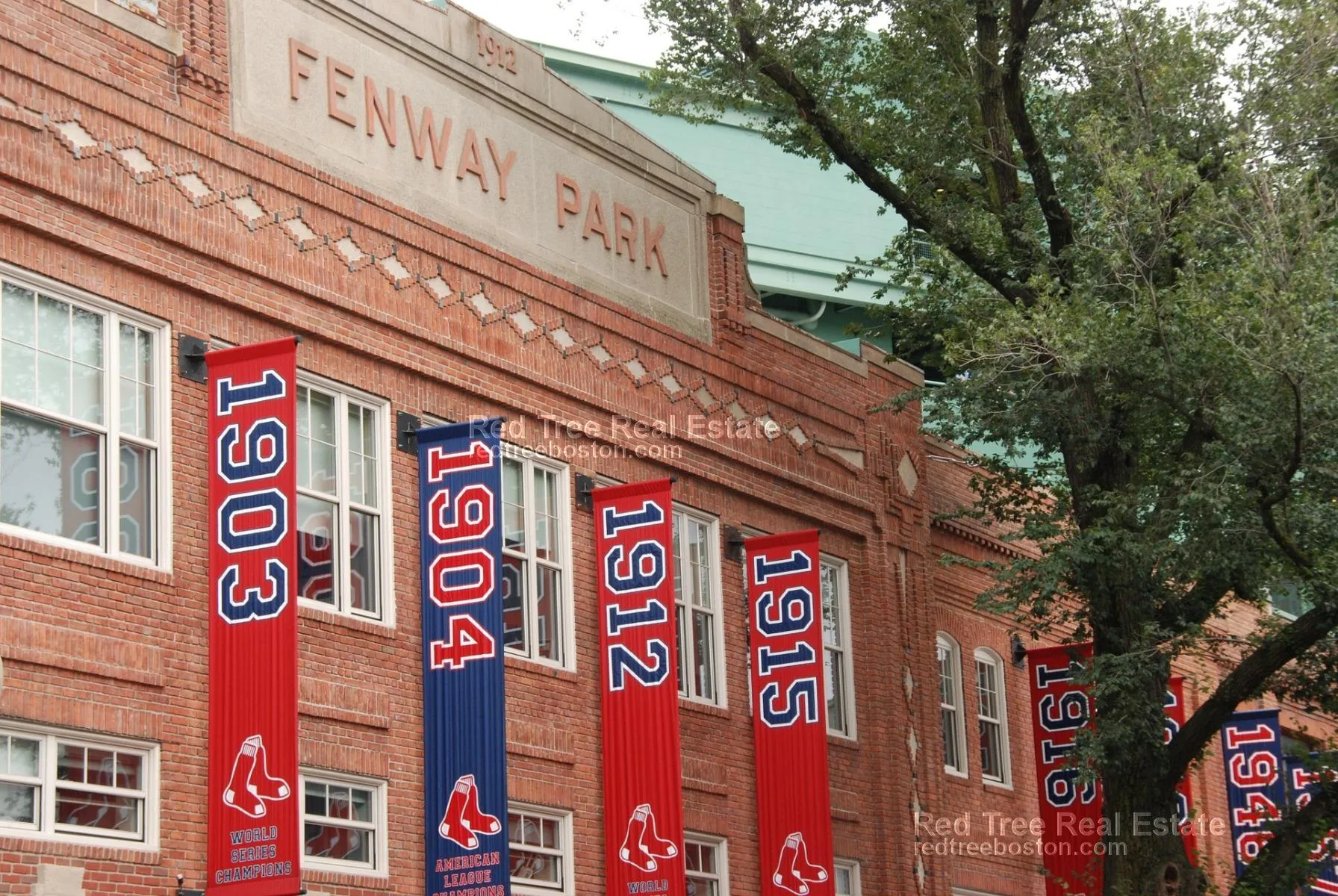 235 Park Dr, Fenway