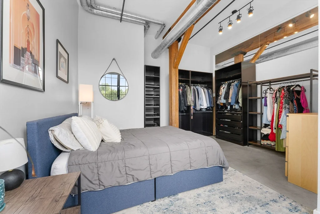 944 Dorchester Ave, Dorchester