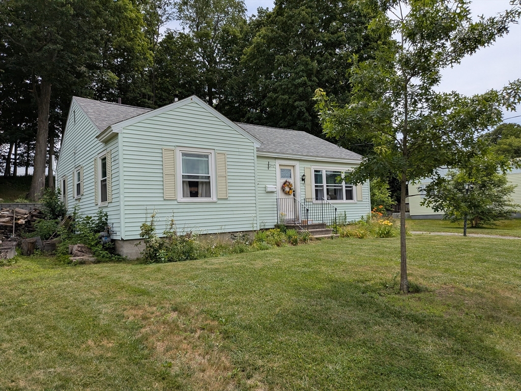 17 Daley St, Leominster