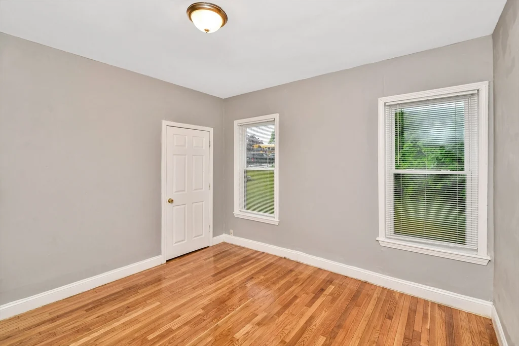 352 Norfolk St, Dorchester