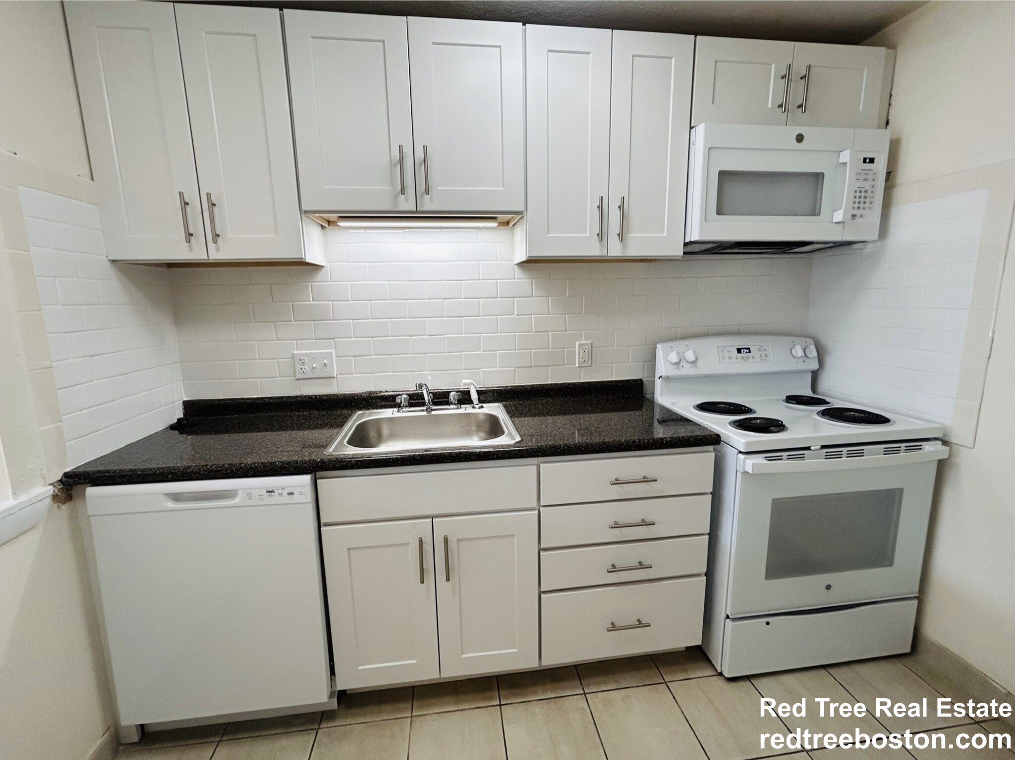 84 Gardner St, Allston