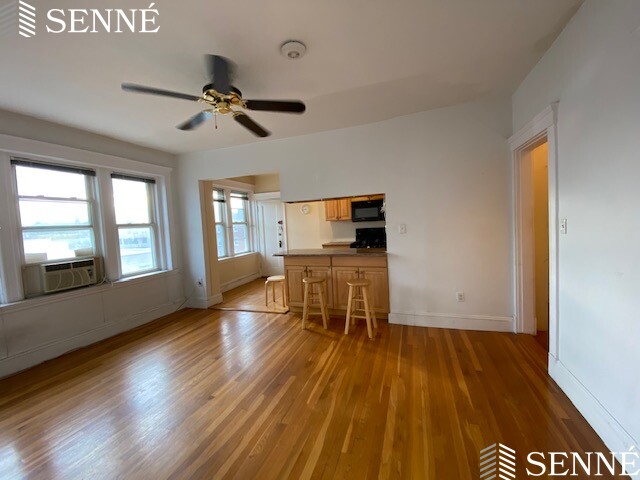 1697 Cambridge St, Mid Cambridge