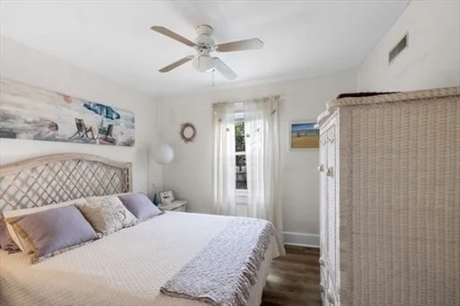 13B Hathaway, Fairhaven