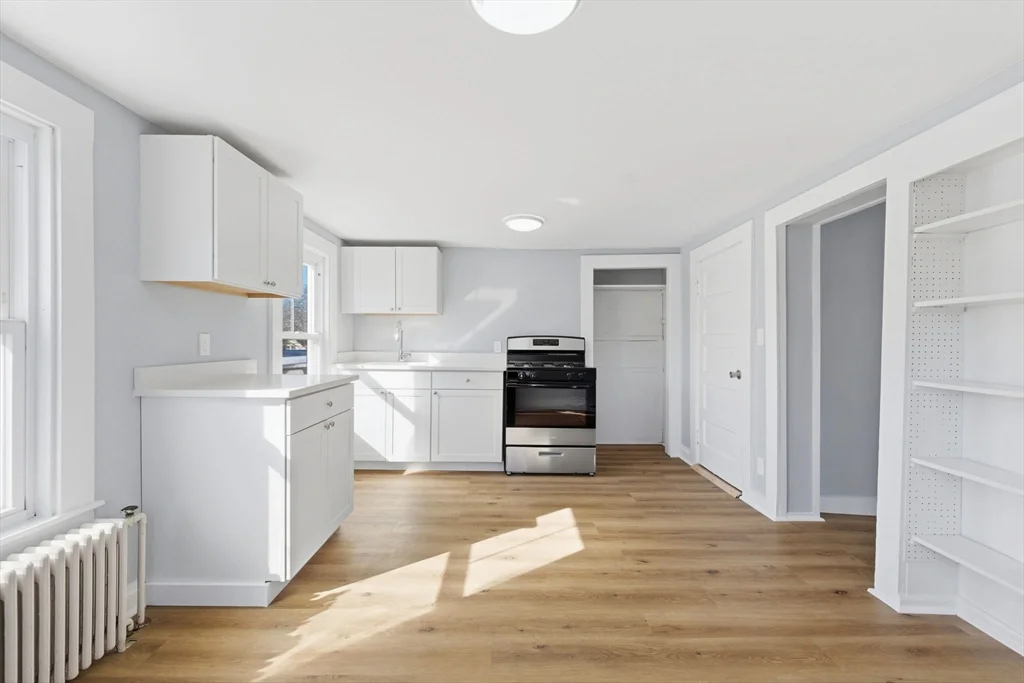 48 Walker St, Falmouth (village)