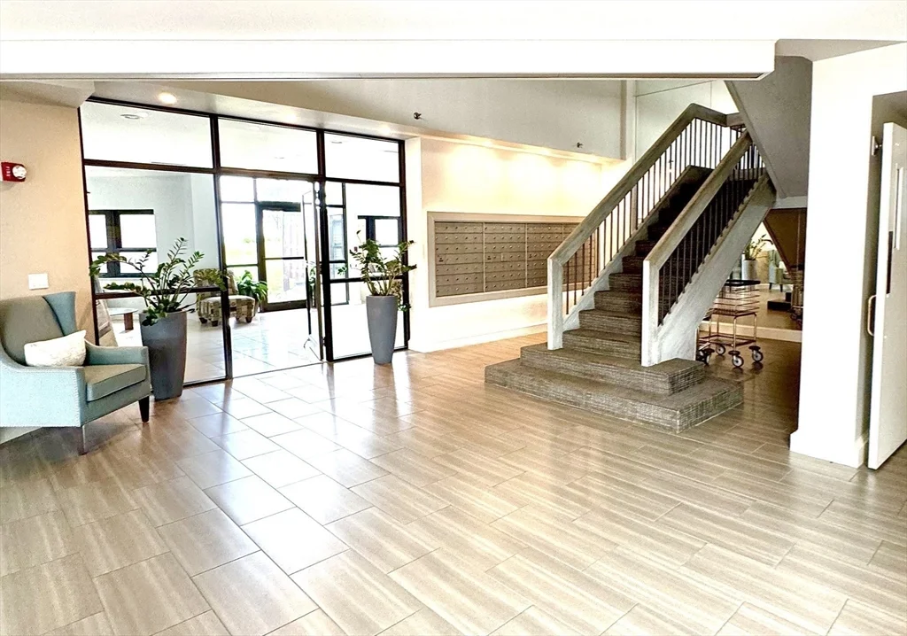 1 Seal Harbor Rd, Winthrop