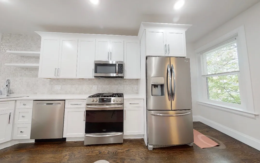 7 Strathmore Rd, Brookline