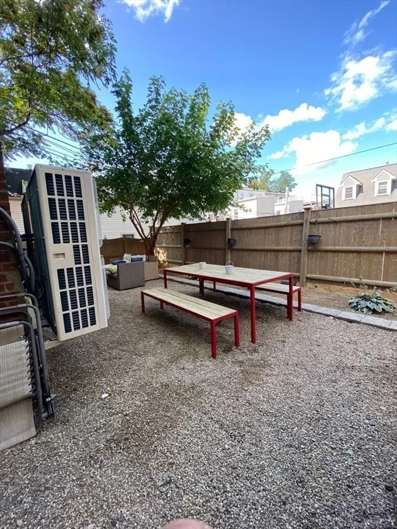 3 Bartlett, Charlestown