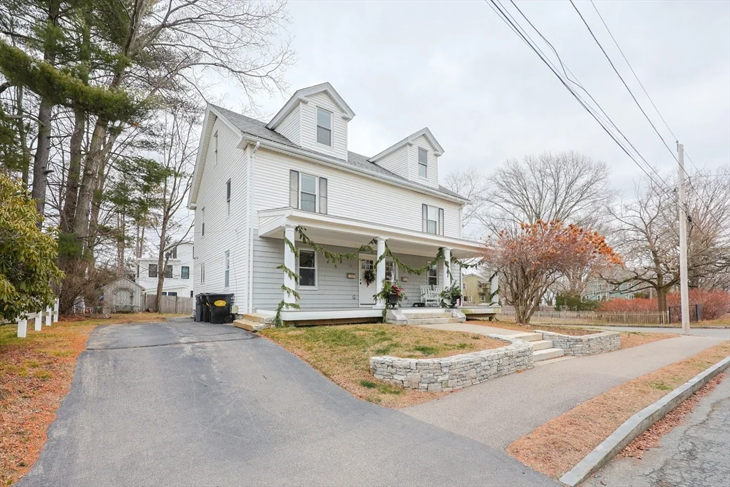 24 Charles St, Westborough