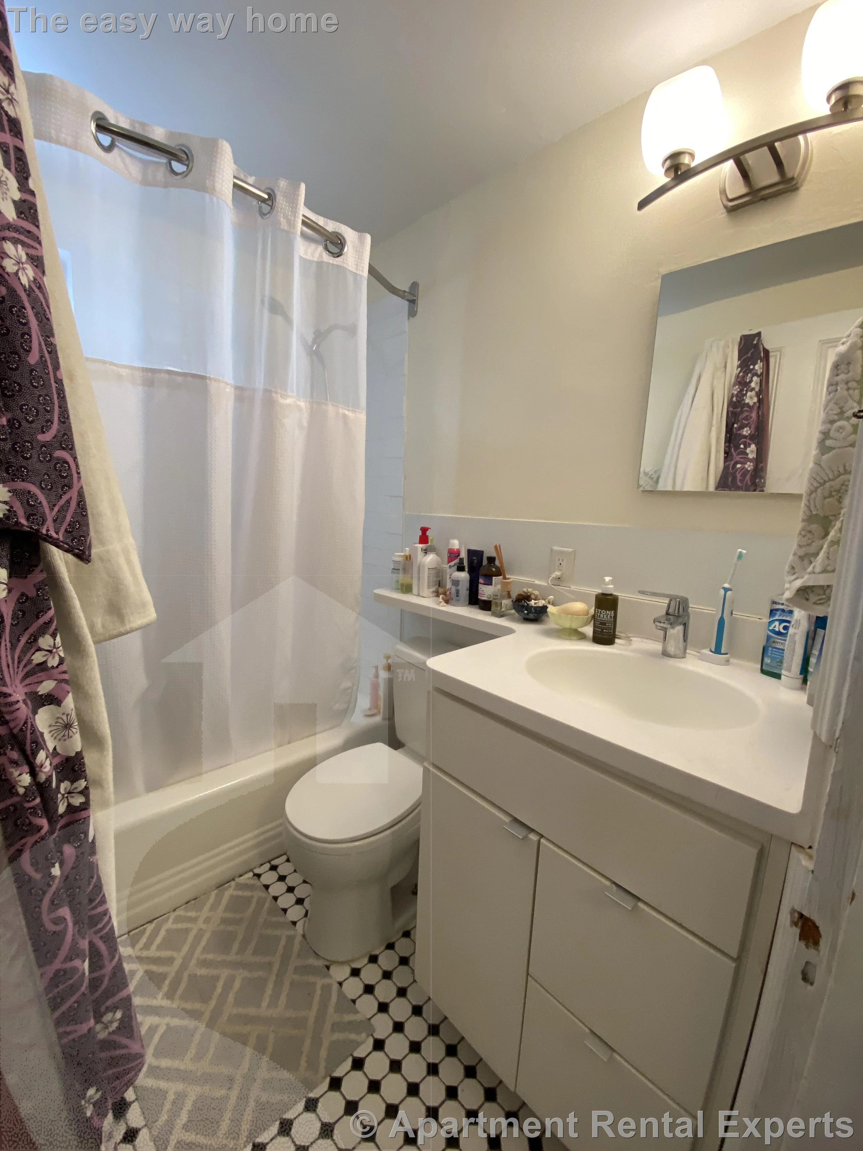 378 Harvard St, Harvard Square