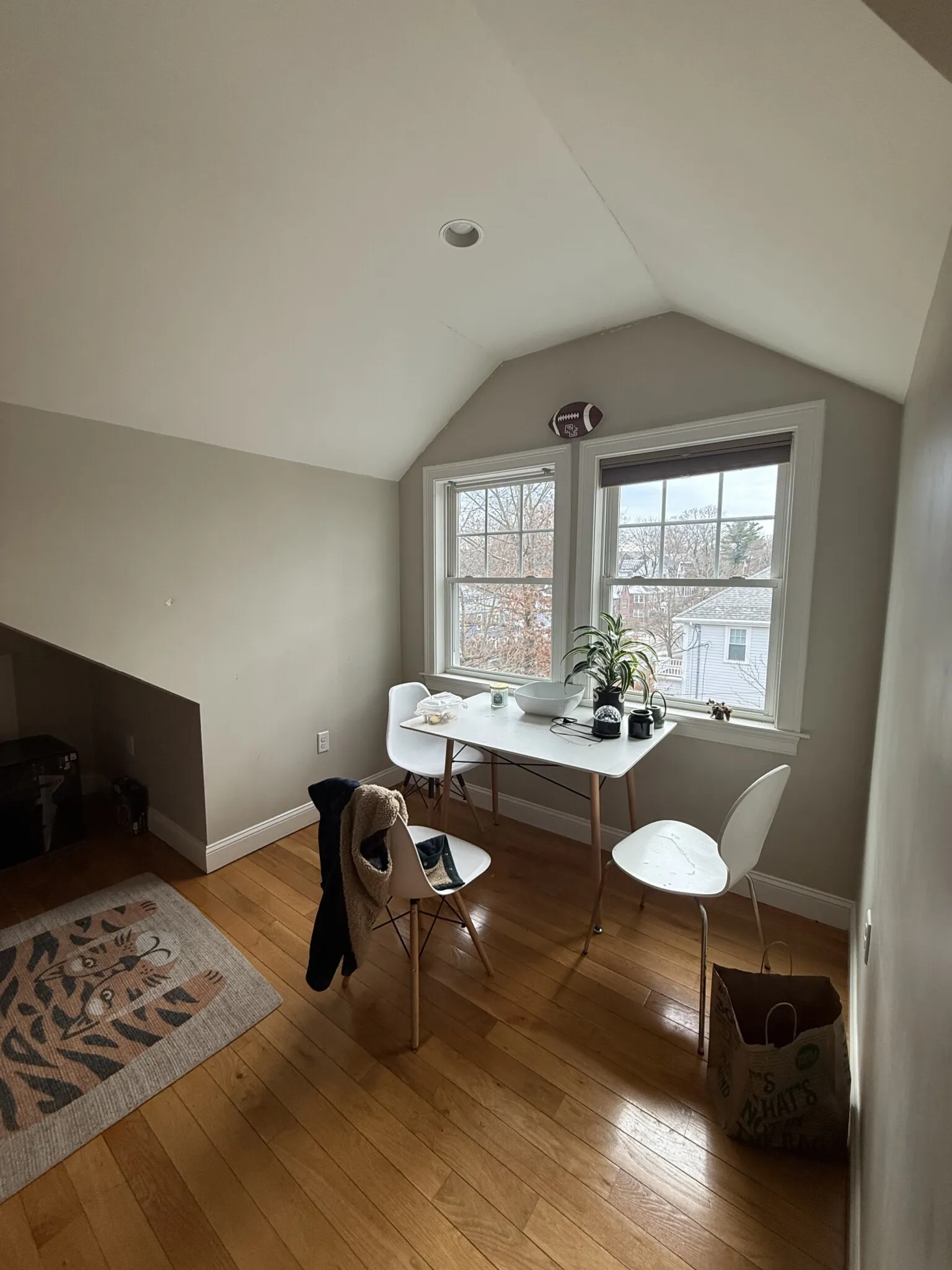 25-27 Crosby Rd, Chestnut Hill