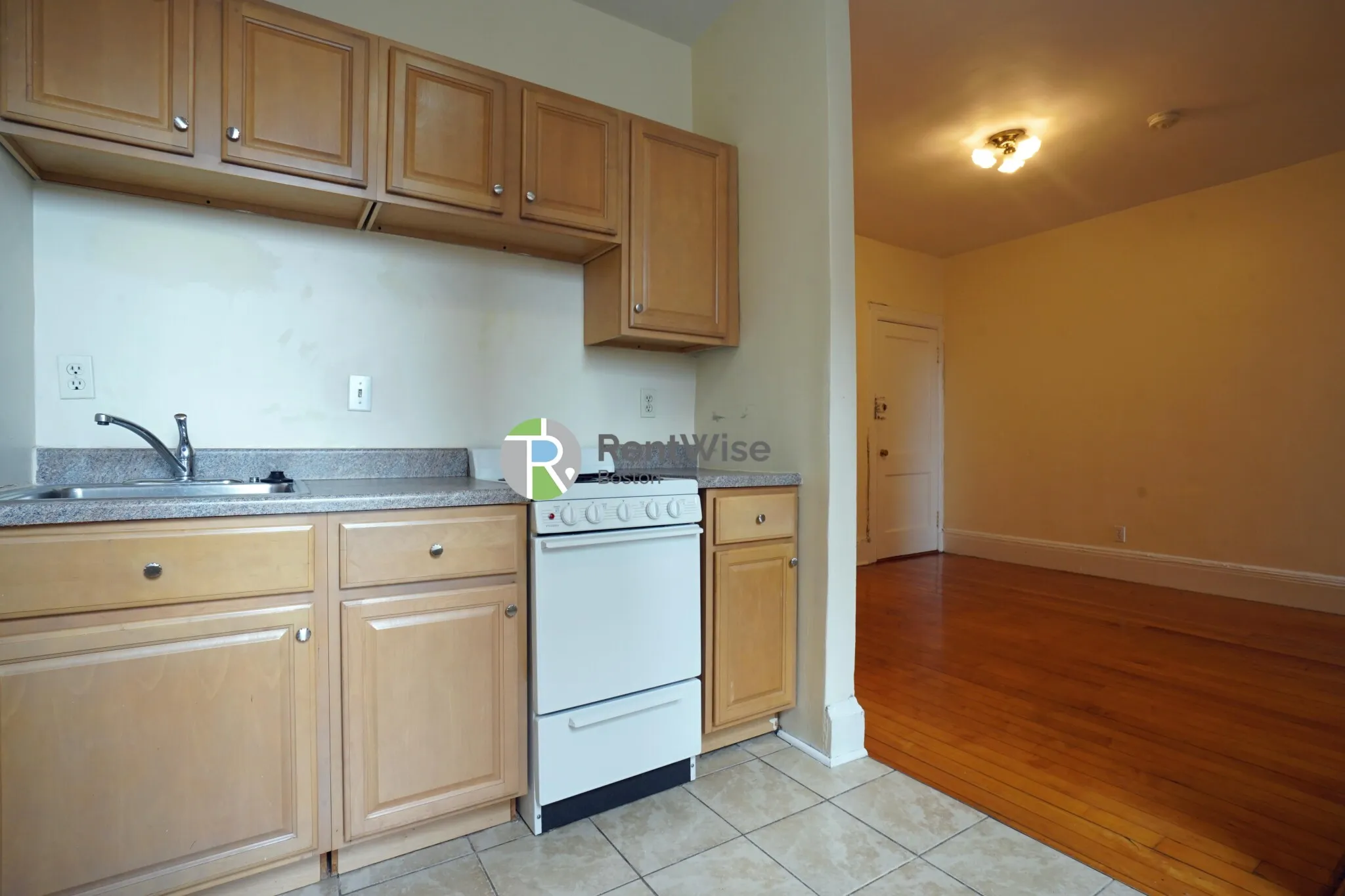 1216 Commonwealth Ave, Brighton
