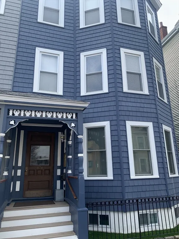 873 East 4th St, South Boston