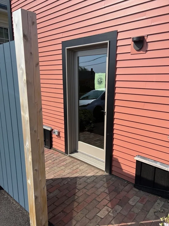 4 Haskell St, Gloucester