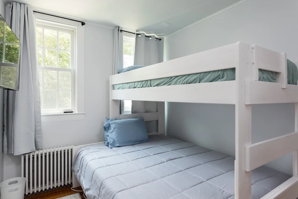 16 Jefferson Shores Rd, Cohasset Narrows