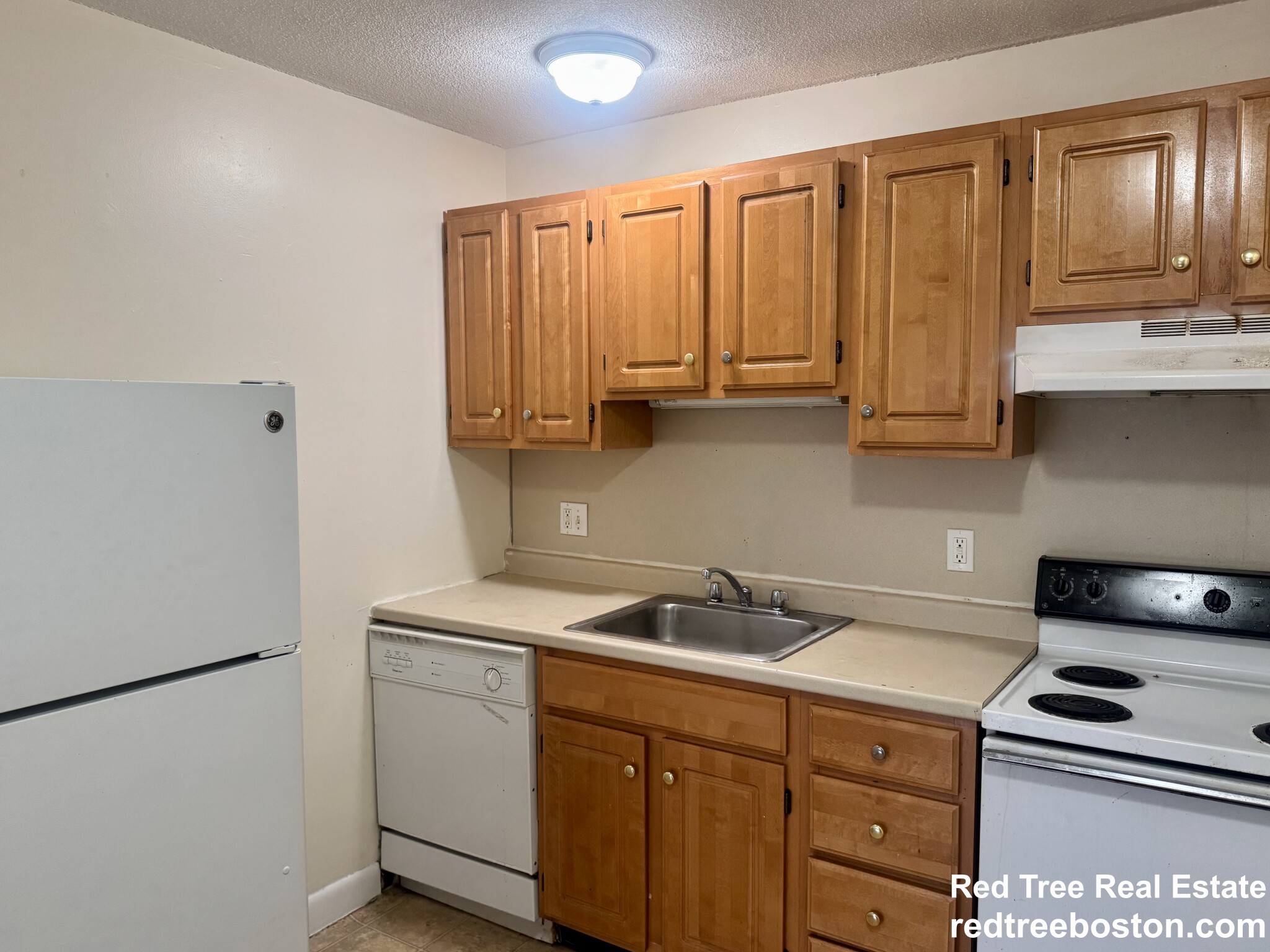 90 Gardner St, Allston