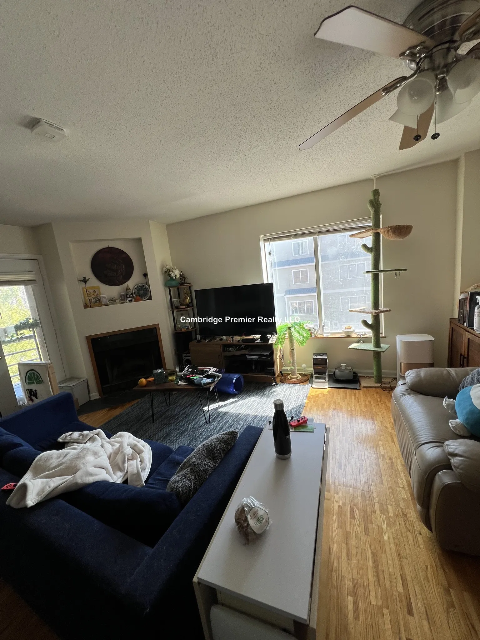 345 Franklin St, Riverside