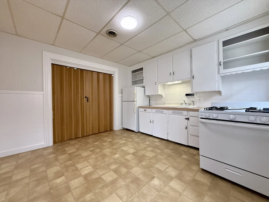 346 Broadway, North Attleboro