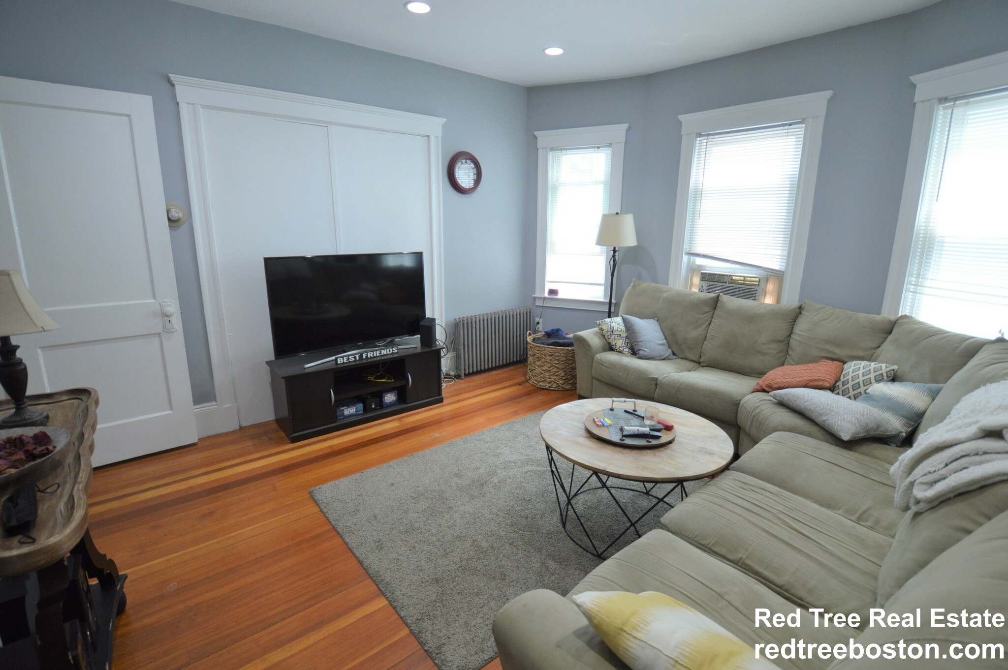 18 Hunnewell Ave, Brighton