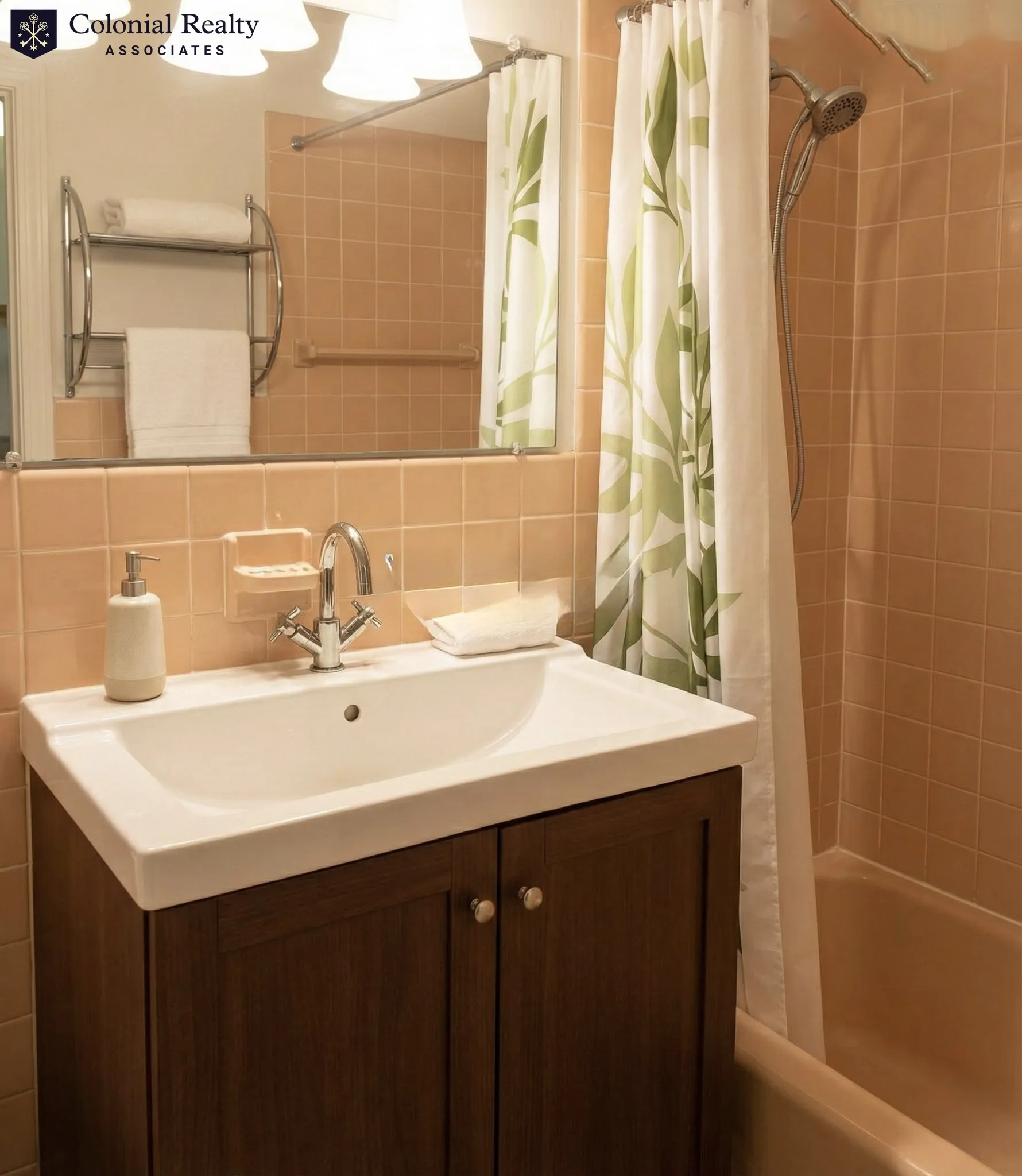 922 Beacon St, Fenway