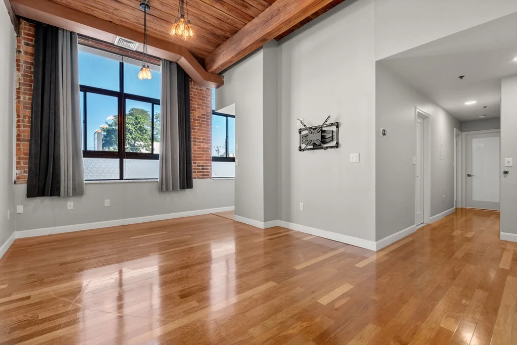 10 Linwood St, Malden