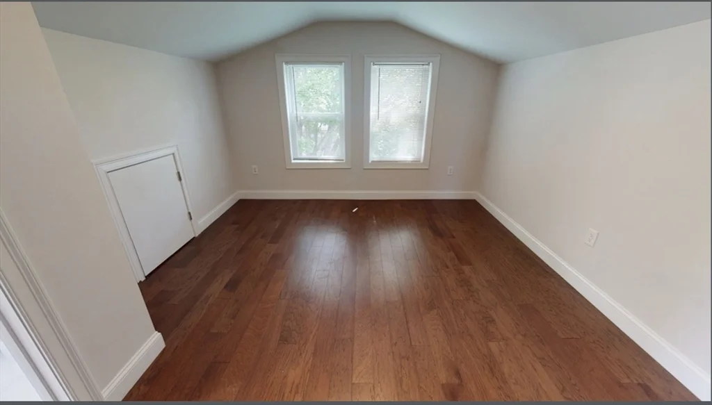 37 Walnut Pl, Newton