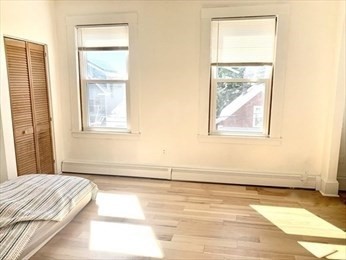 23 Monmouth St, Spring Hill