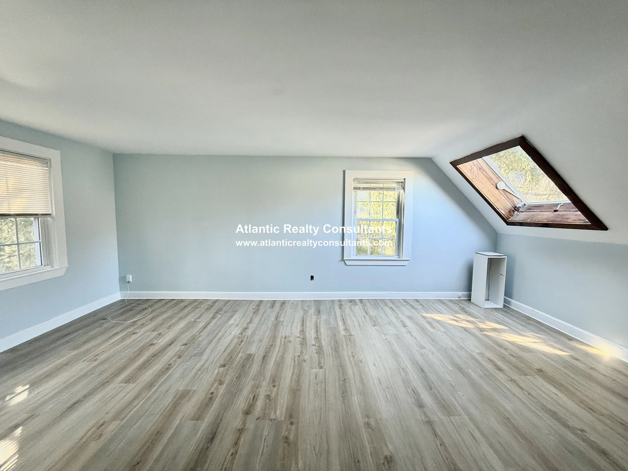 256 Lowell Ave, Newtonville