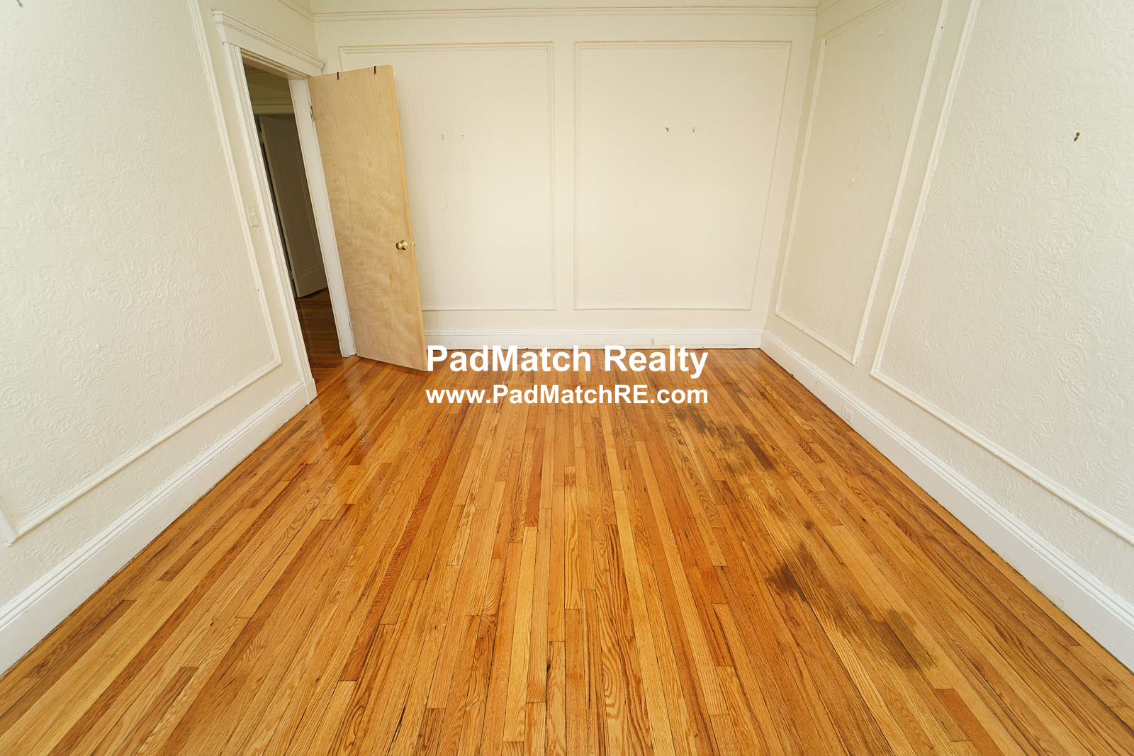 1687 Commonwealth Ave, Brighton