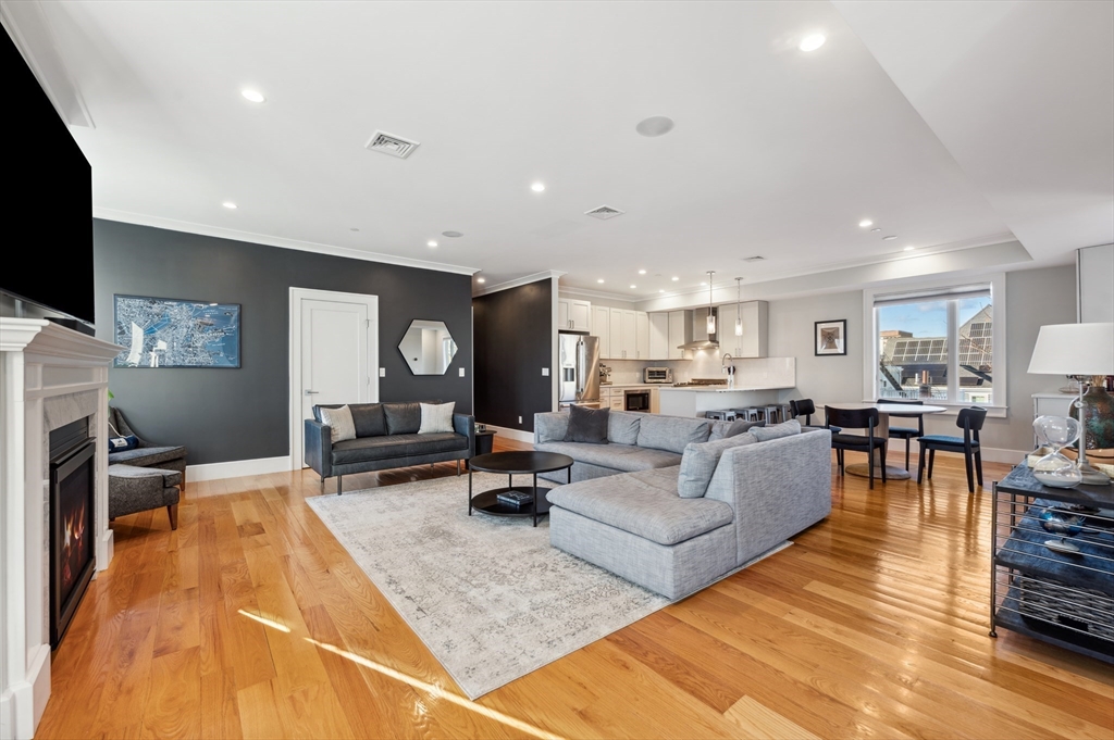 17 Vinton St, South Boston