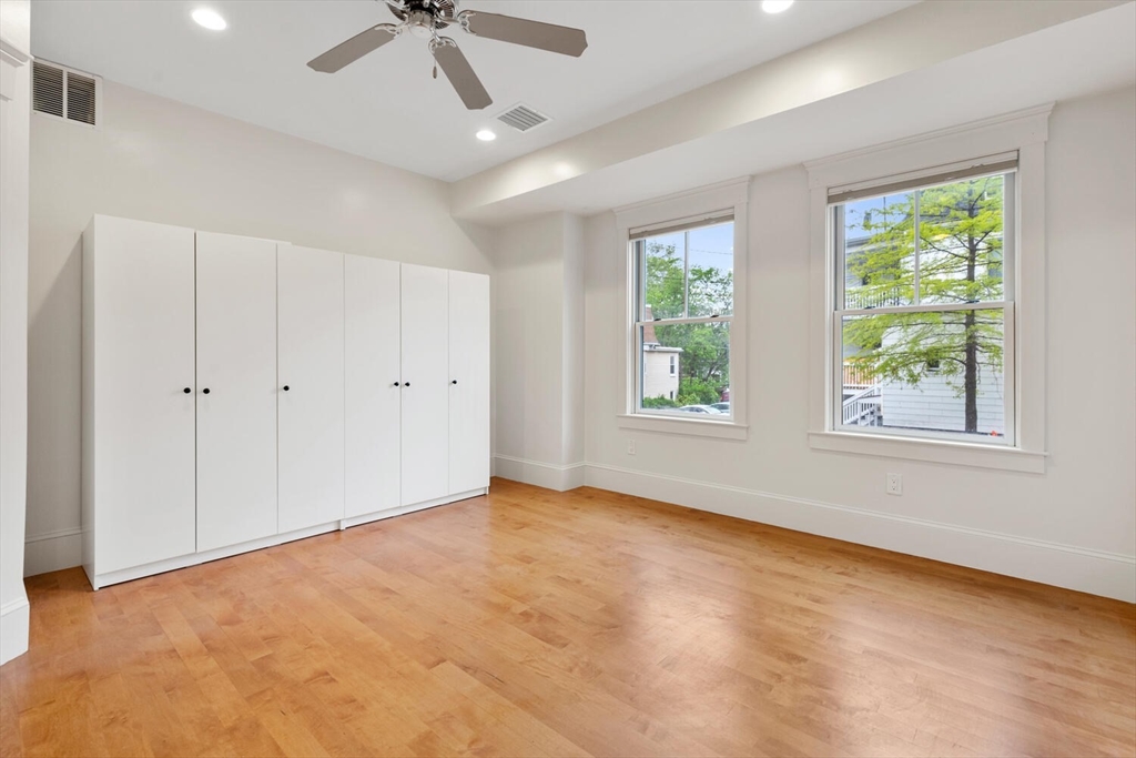 82 Highland Ave, Union Square