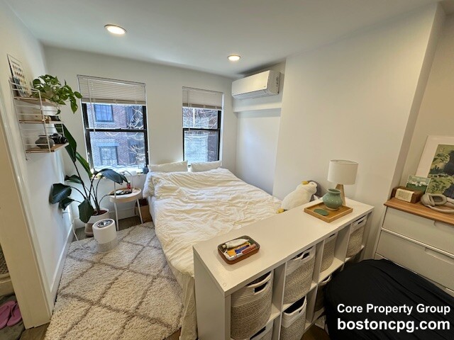 61 Joy St, Beacon Hill