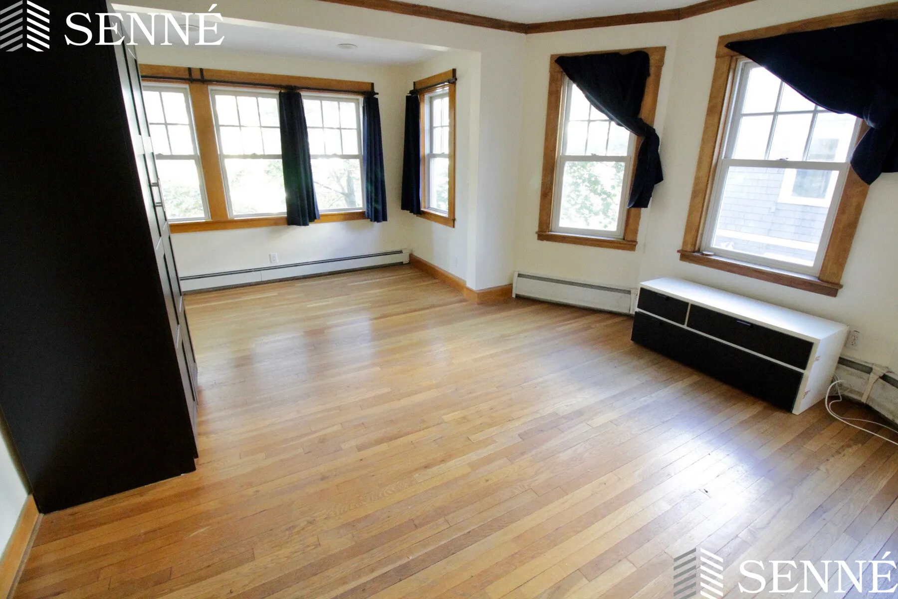 8 Adams Ter, Mid-Cambridge