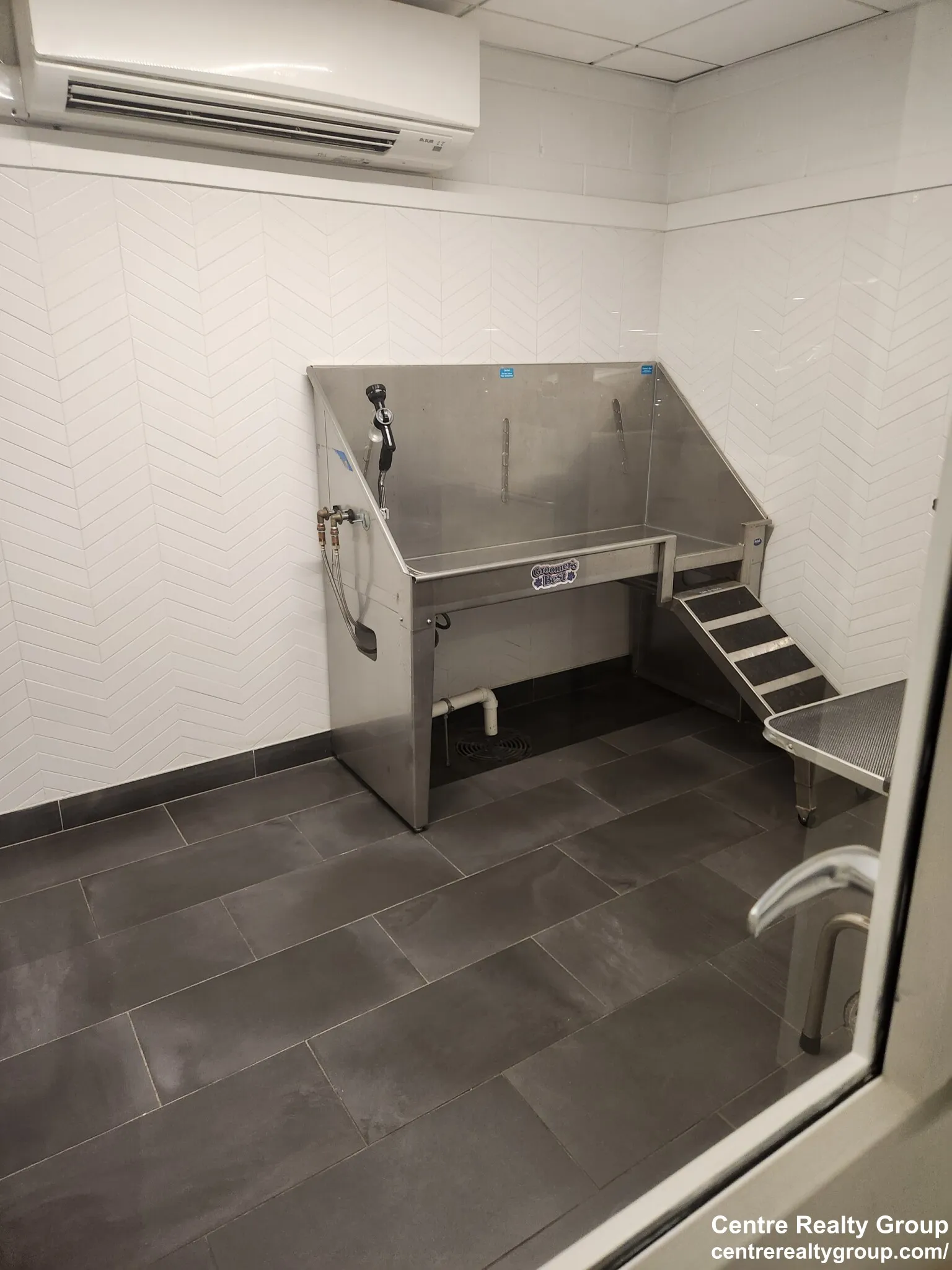 845 Washington St, Newtonville