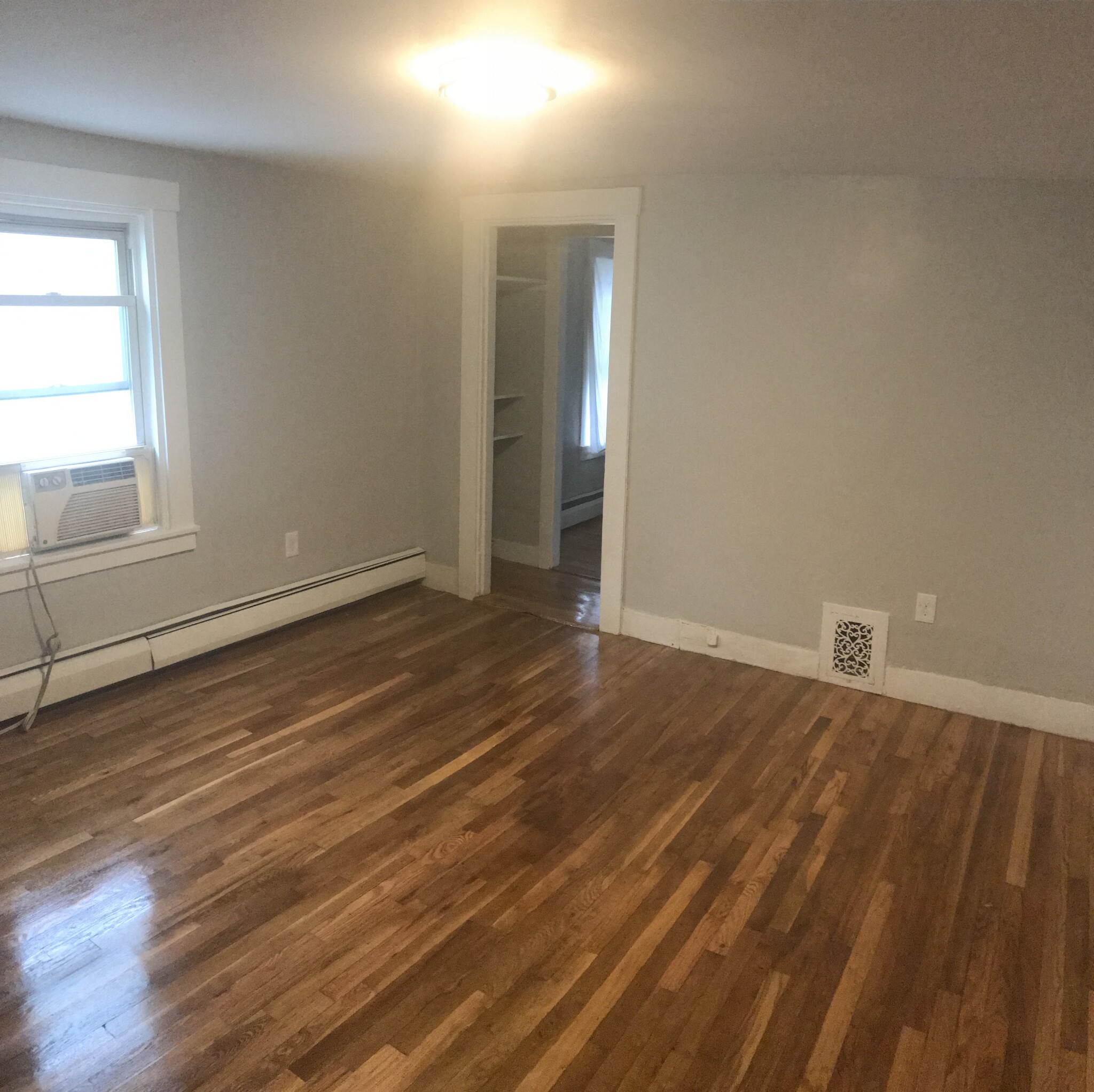 97 Oxford St, Spring Hill