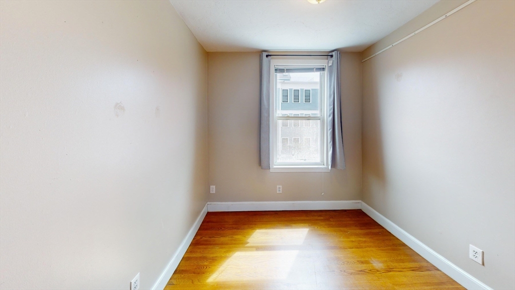 367 Dorchester Ave, South Boston