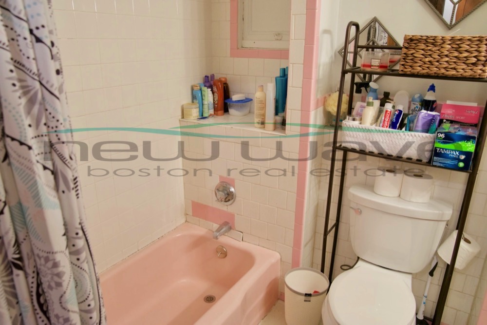 39 Charles St, Beacon Hill