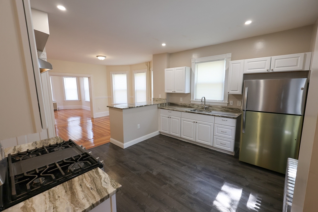 32 Robinson St, Dorchester