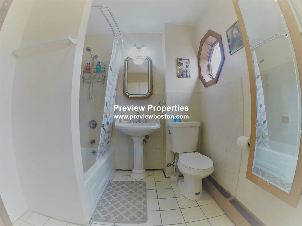 28 Orleans St, East Boston