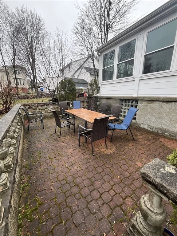 54 Mystic St, West Medford