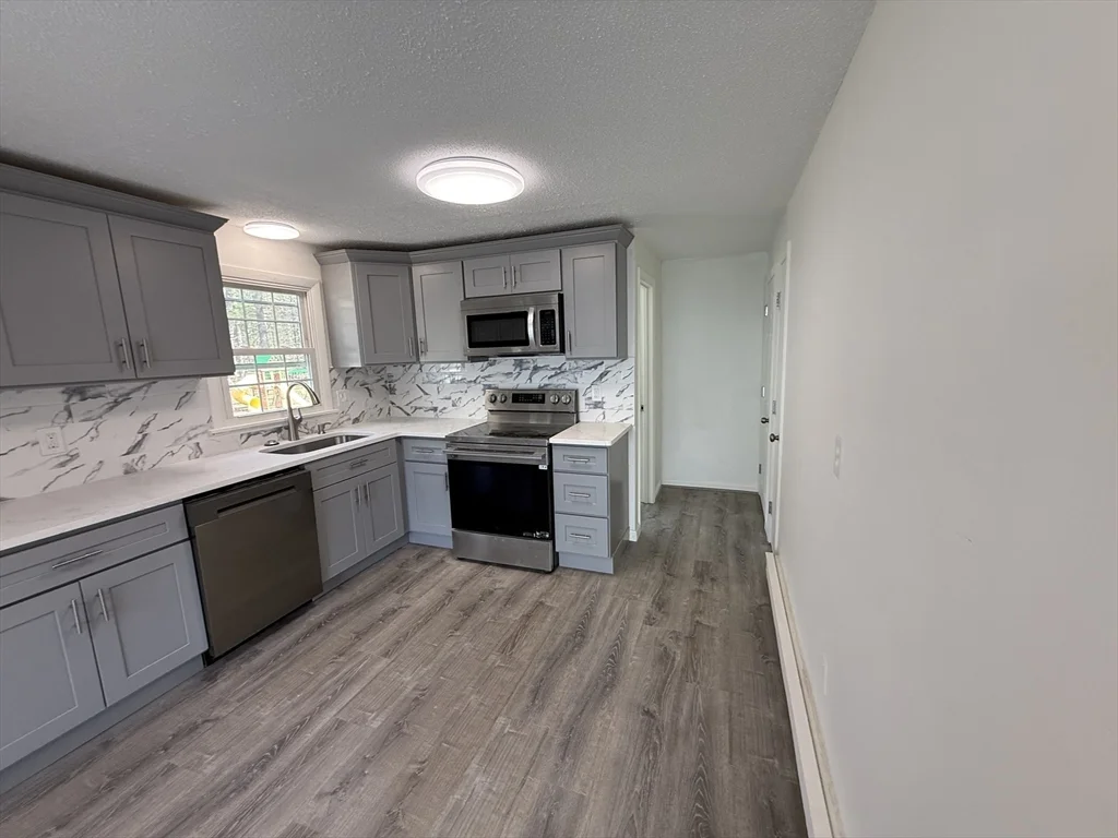 1328 East St, Mansfield