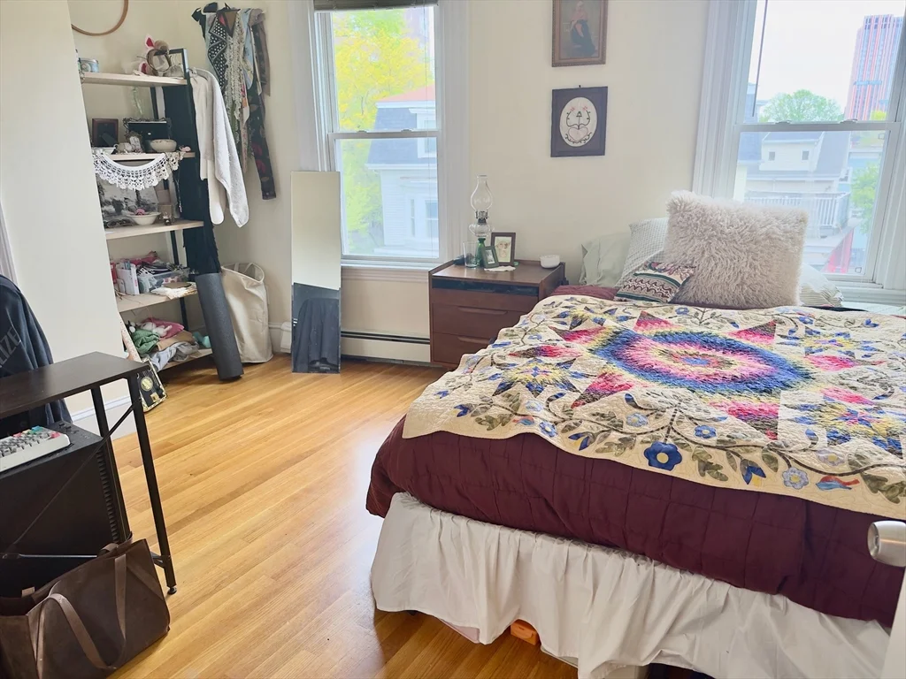 1192 Cambridge St, Inman Square